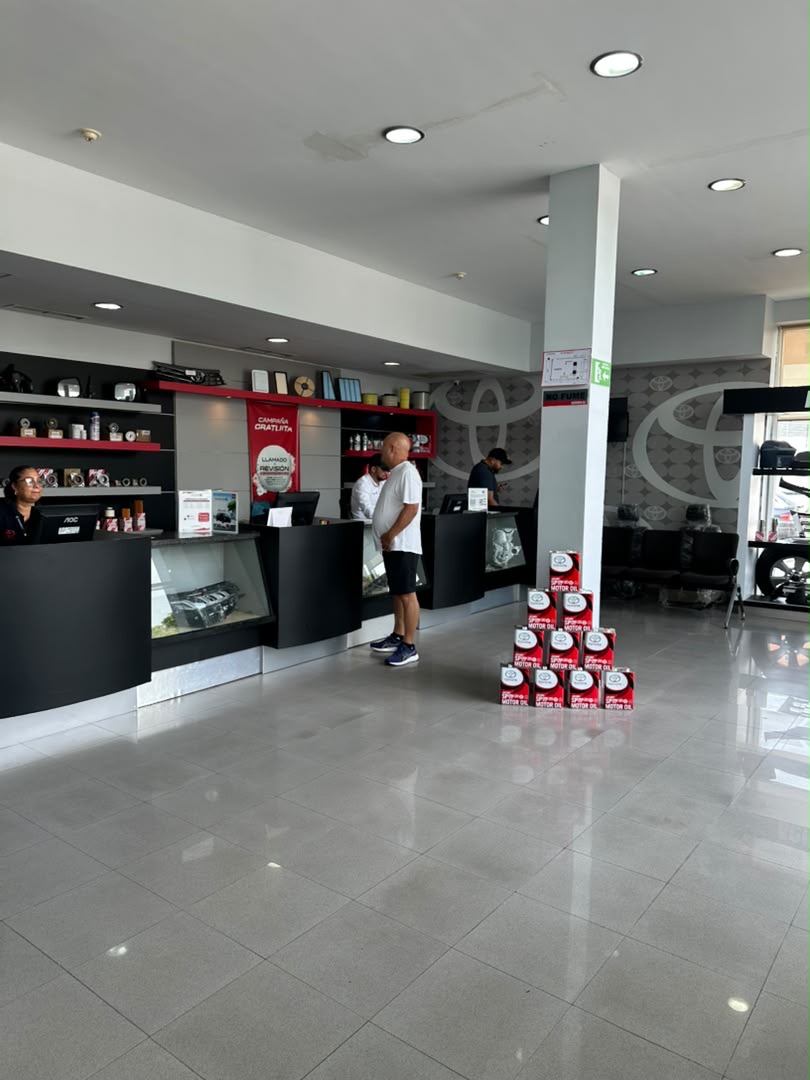 Mostrador de repuestos Toyota en Autoyota